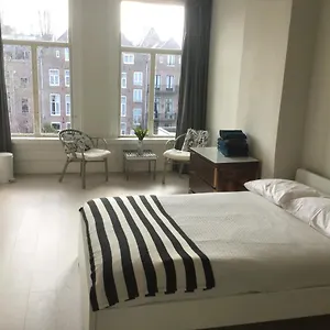 bnb-franks-and-chongs-excellent-location.thehaguehotels.net/